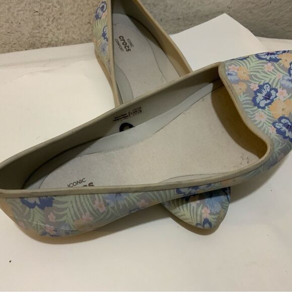Crocs Eve Graphic Blue Floral slip on ballet shoes 10 - Picture 4 of 9